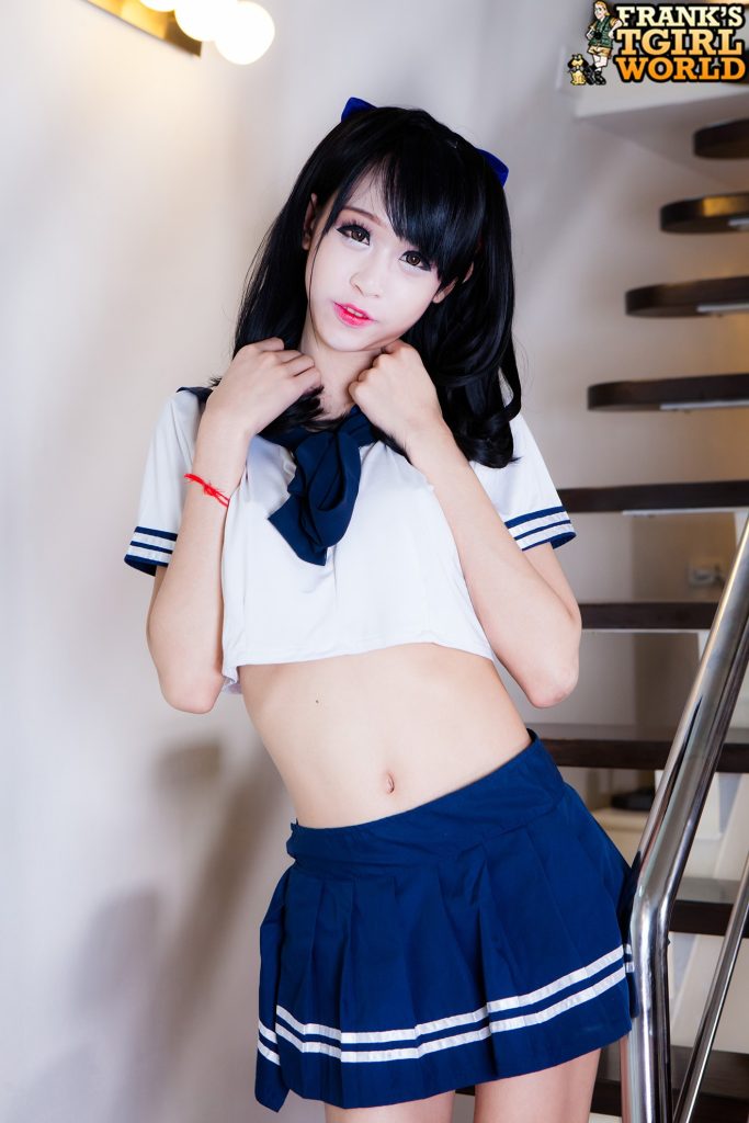 guitar ladyboy franks tgirl